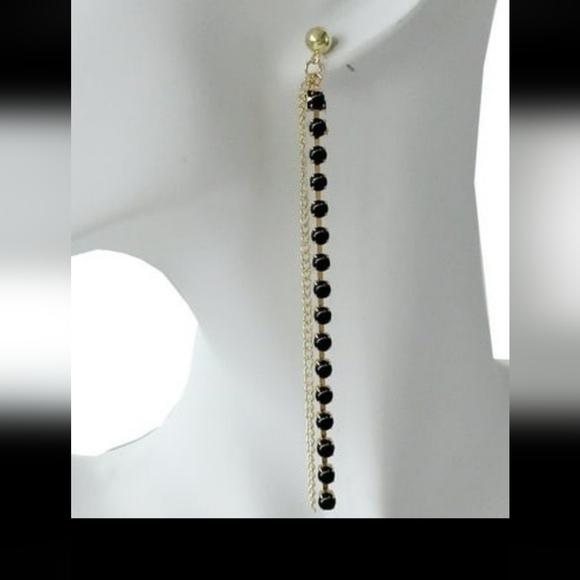 Time and Tru Women's Black Soot Linear Stone with Chain Earrings - Picture 3 of 3